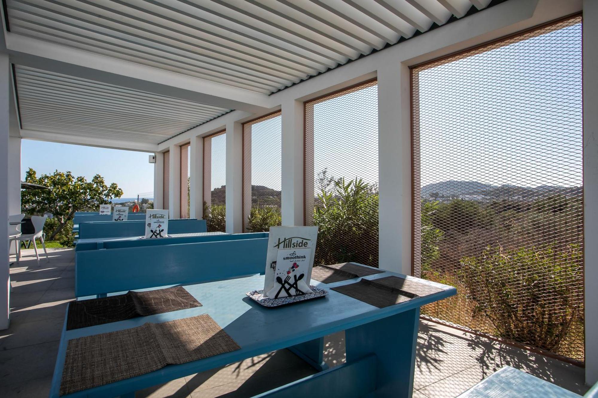 Hillside & Aparthotel 2*