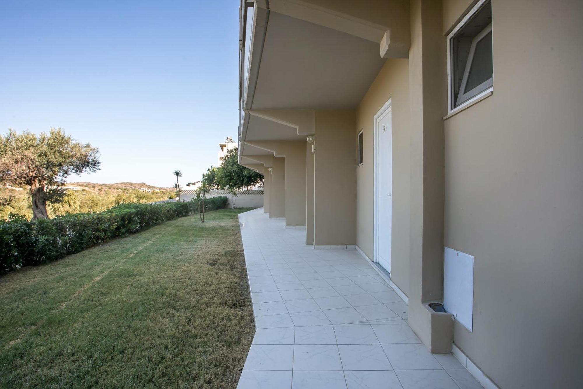 Aparthotel Hillside & 2*